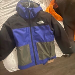 Lil boys Northface jacket size small 7-8